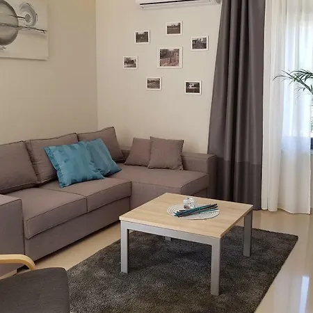Sara * Sveti Petar u Sumi
